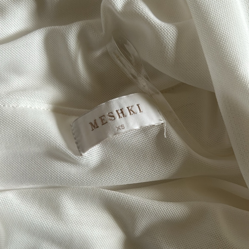 Meshki White Off-Shoulder Maxi Dress - Picture 9 of 12